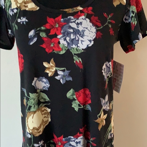 Lularoe Classic T - Picture 2 of 2